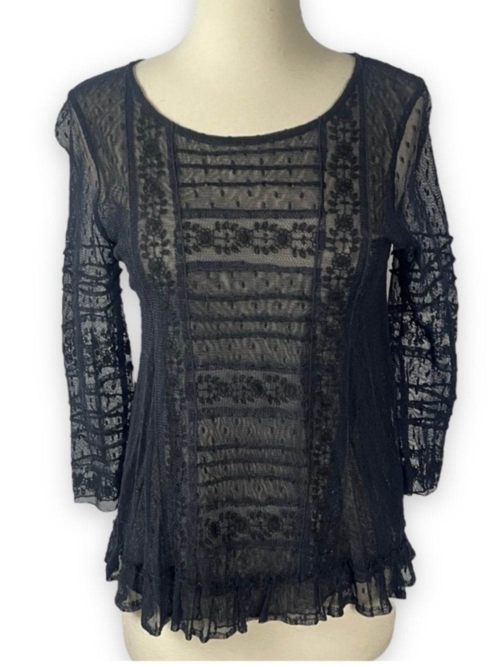 Free People Black Mesh Lace 3/4
Sleeve Ruffle Hem Blouse Size M